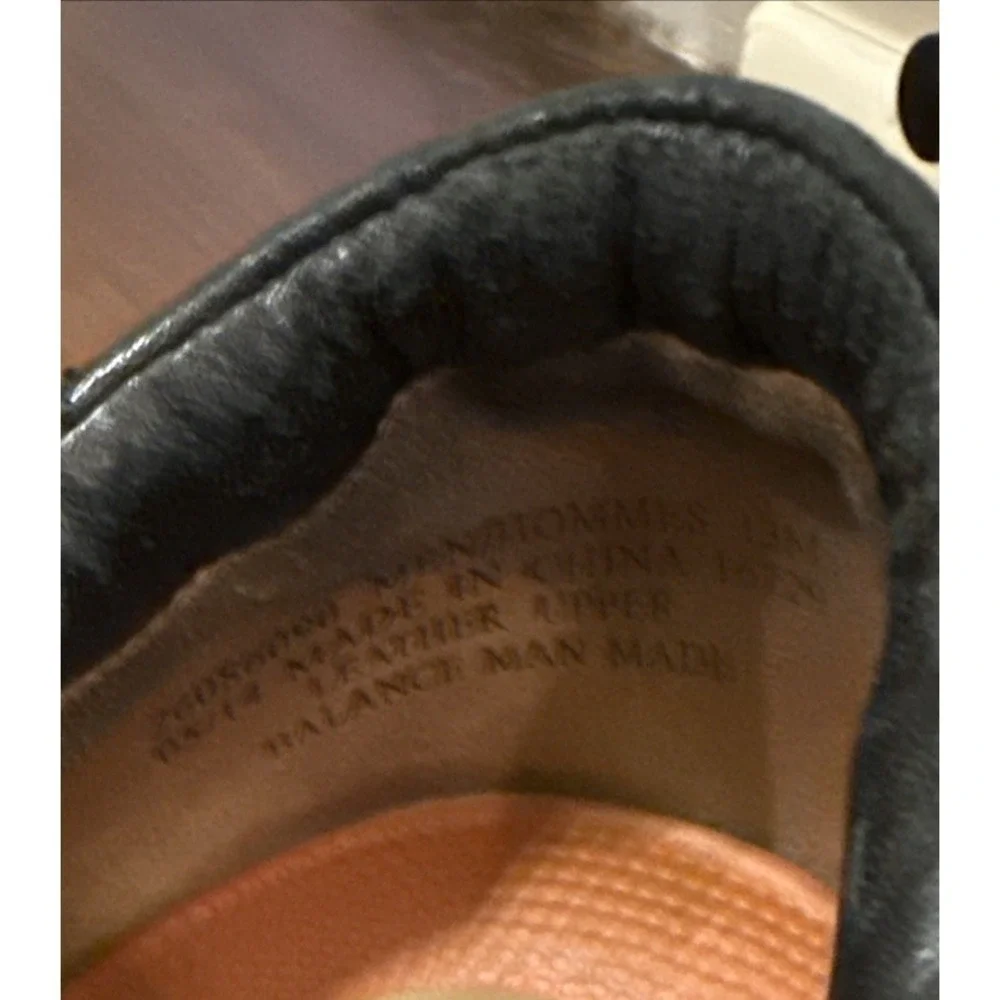 Clarks men black